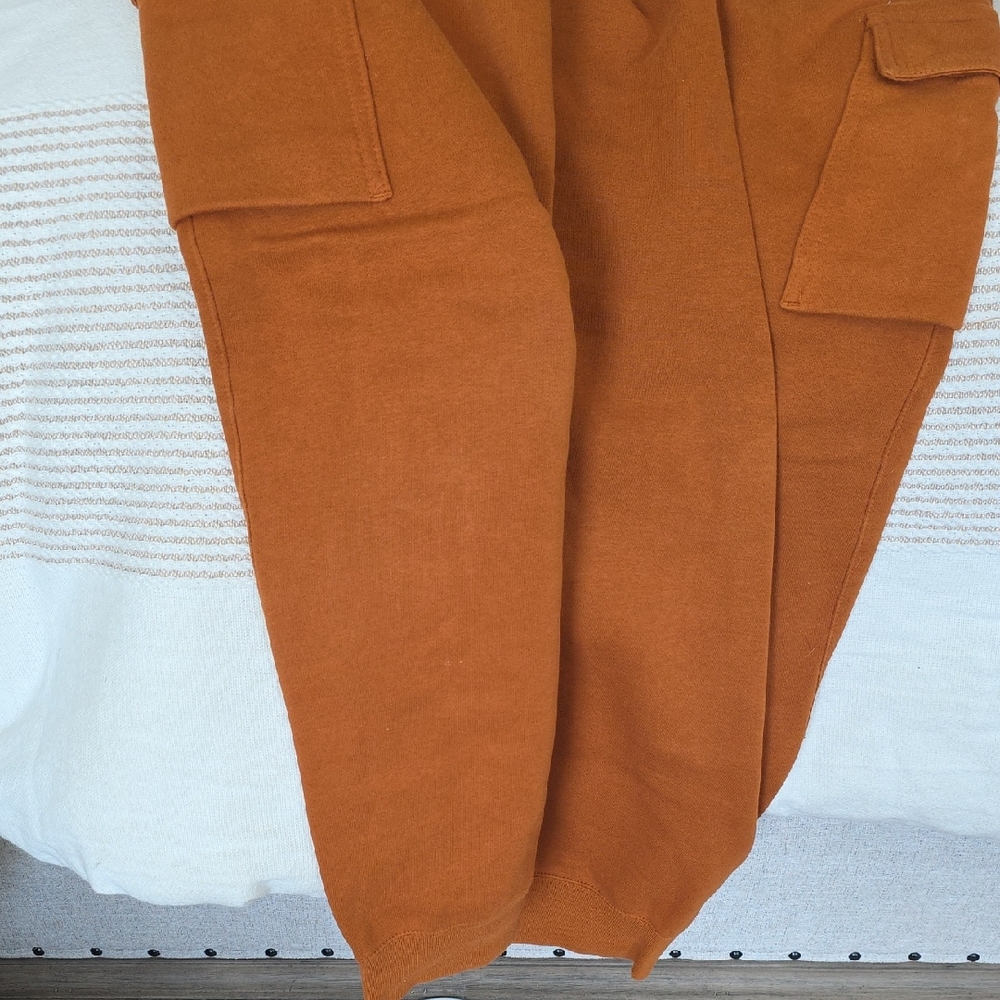 Nike Men's Cargo Pants in Burnt Orange